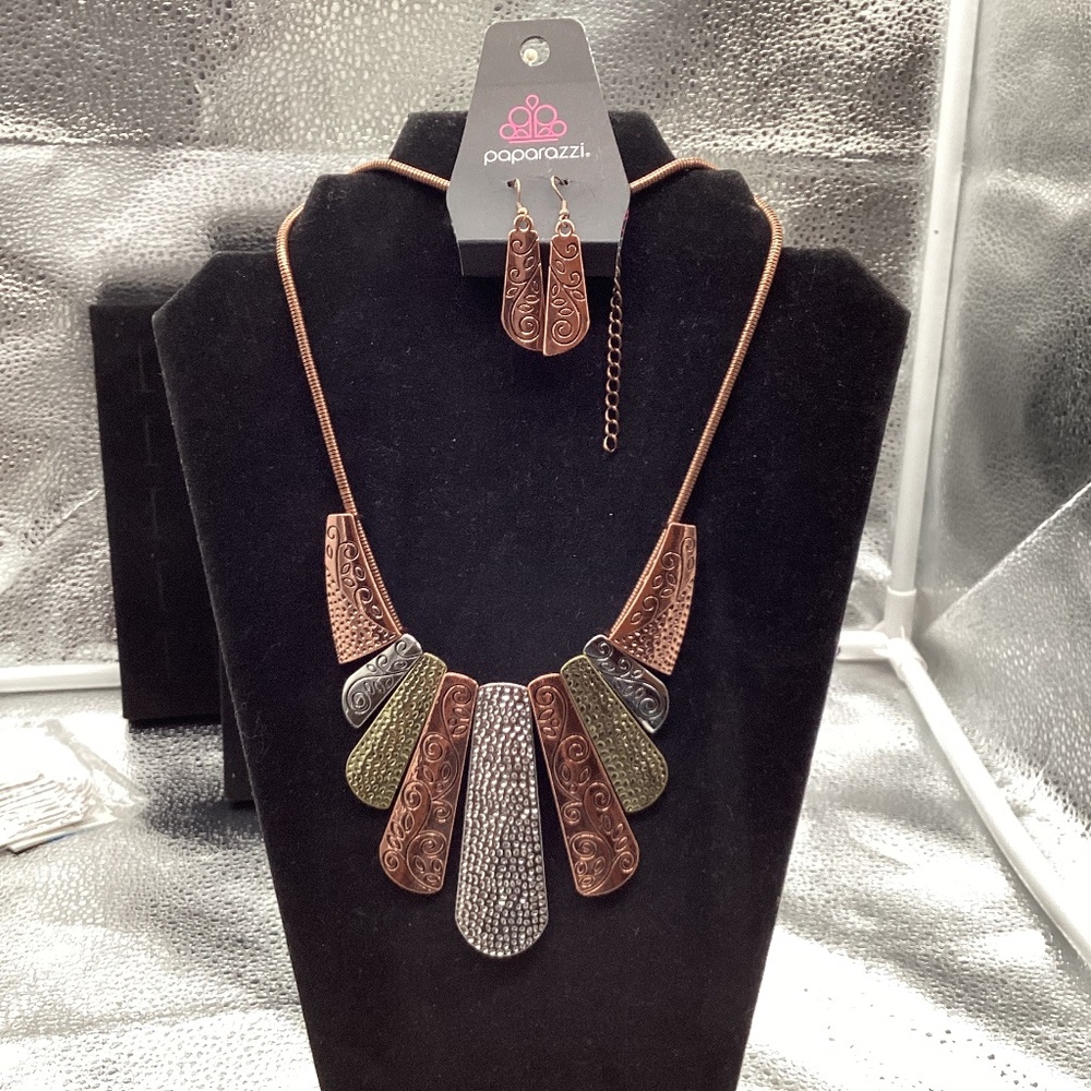 3 Paparazzi Multicolored Necklaces